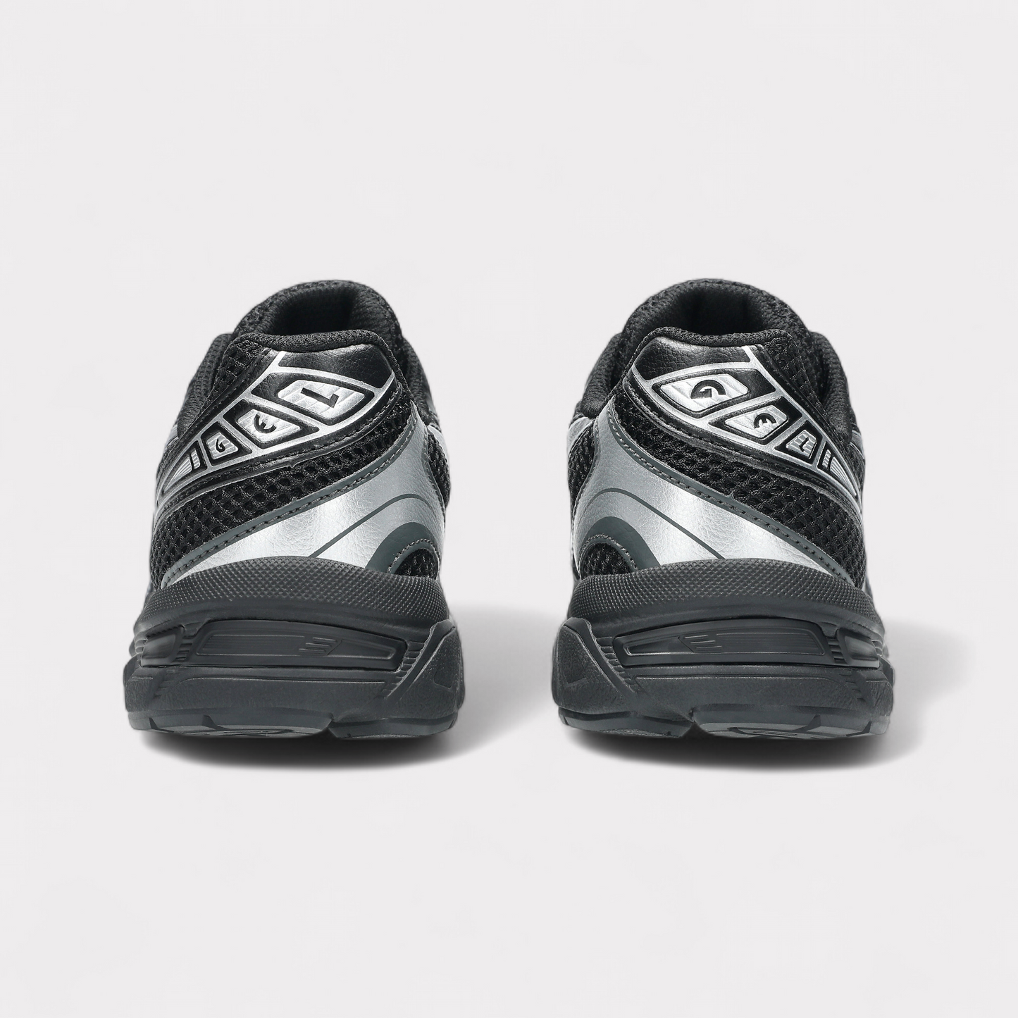 GEL-1130 - Black Pure Silver (GS)