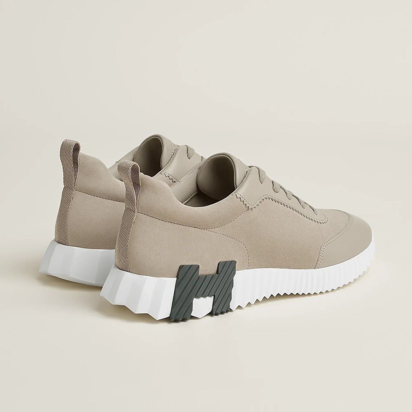 HRS Bouncing Beige Esquisse